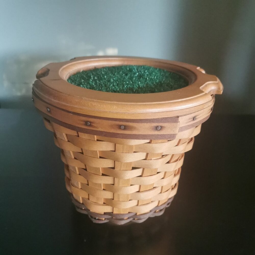 Longaberger 2001 Grassland Basket Set - Light Brown